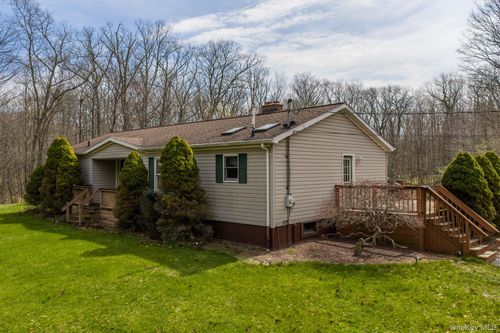 264 Mountain Rd, Port Jervis, NY, 12771-3569 | Card Image