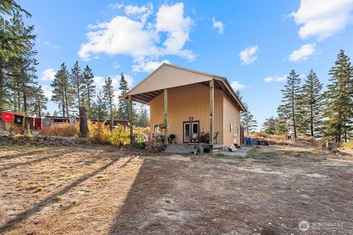 3050 Stiss Canyon Rd, Wenatchee, WA, 98801-7352 | Card Image