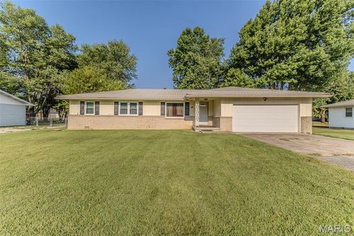 1511 Rader Dr, Lebanon, MO, 65536-3941 | Card Image