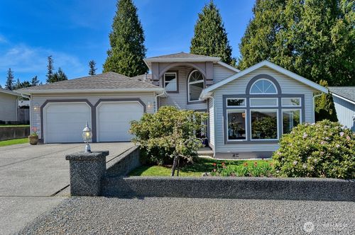 8091 Kispiox Rd, Blaine, WA, 98230-9557 | Card Image