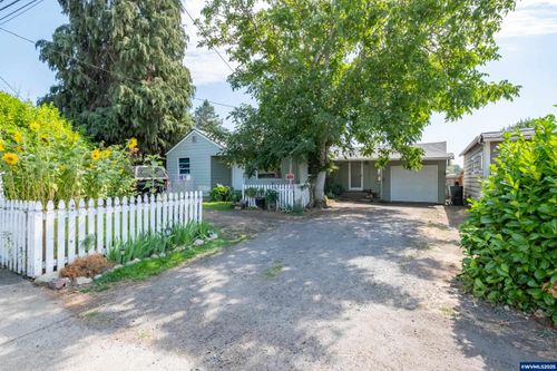 850 W Oak St, Lebanon, OR, 97355-1765 | Card Image