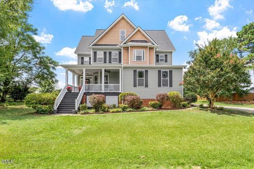 857 Ruth Cir, Fuquay Varina, NC, 27526-4249 | Card Image