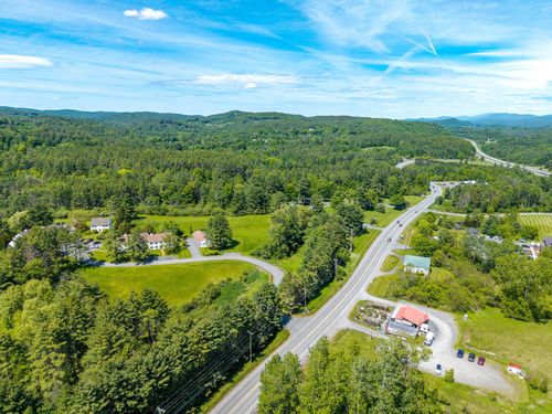 10-40 Norwich Meadow, Norwich, VT, 05055 | Card Image