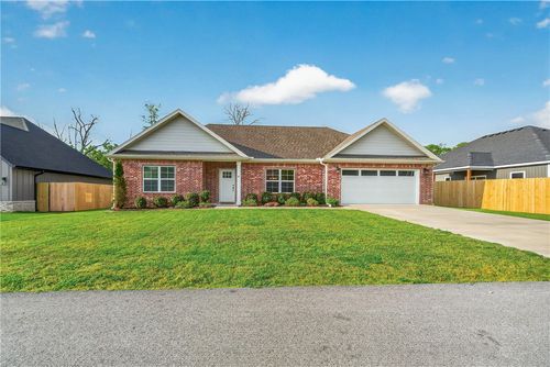 4 Wendike Place, Bella Vista, AR, 72715 | Card Image