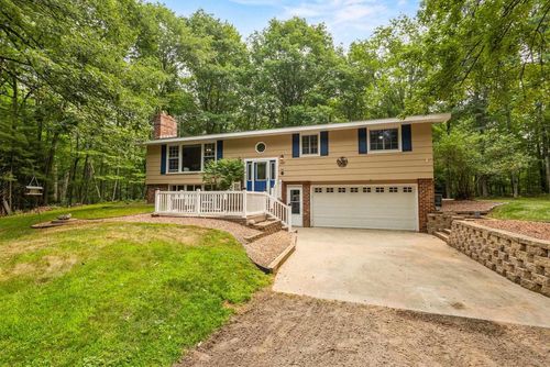 N1408 S 3 Drive, Menominee, MI, 49858 | Card Image
