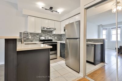 139 - 760 Lawrence Ave W, Condo with 3 bedrooms, 3 bathrooms and 2 parking in North York ON | Image 3