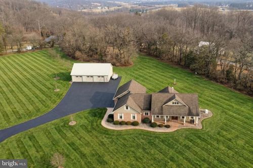 108 Pickett Rd, DOVER, PA, 17315-3117 | Card Image