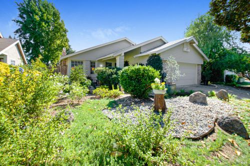 2338 Lakepark Drive, Napa, CA, 94558 | Card Image
