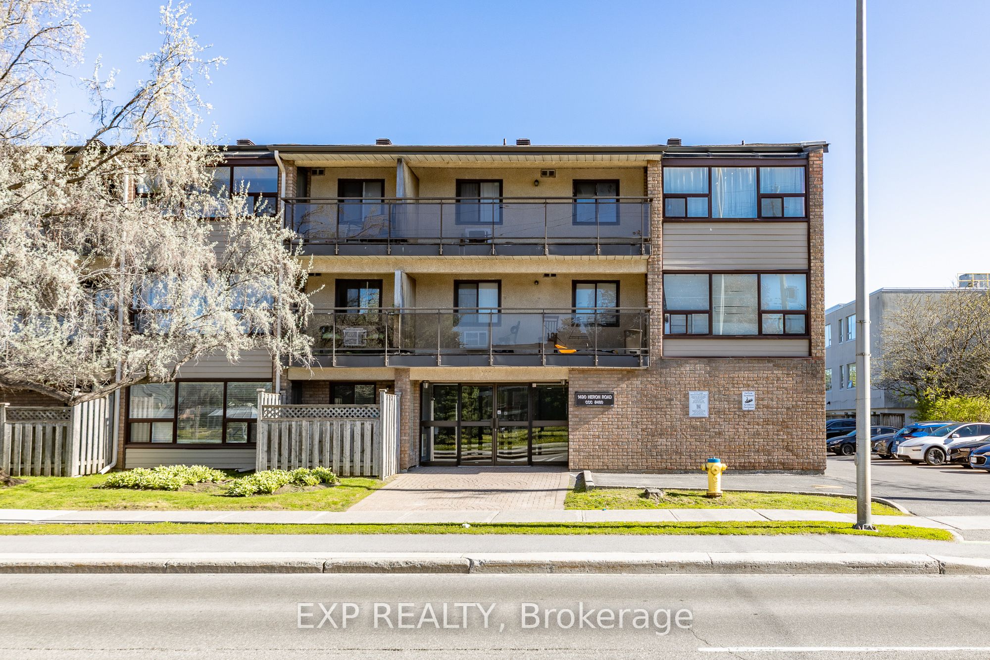 Residential in Hunt Club - South Keys and Area