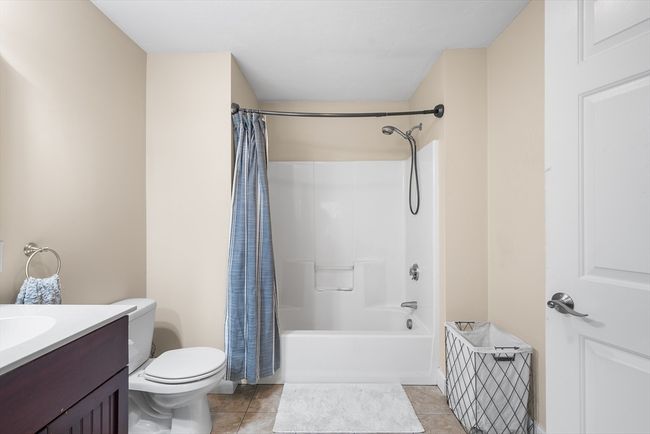 112 - 112 Pinewood Dr, Condo with 2 bedrooms, 3 bathrooms and 1 parking in Gardner MA | Image 23