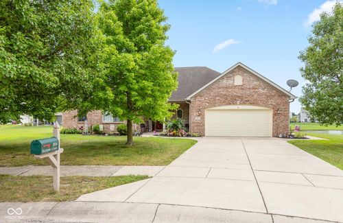 894 Scorpio Ct, Franklin, IN, 46131-7069 | Card Image