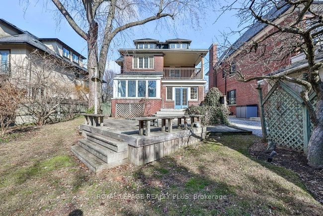 225 Glenrose Ave, House other with 4 bedrooms, 3 bathrooms and 4 parking in Toronto ON | Image 31