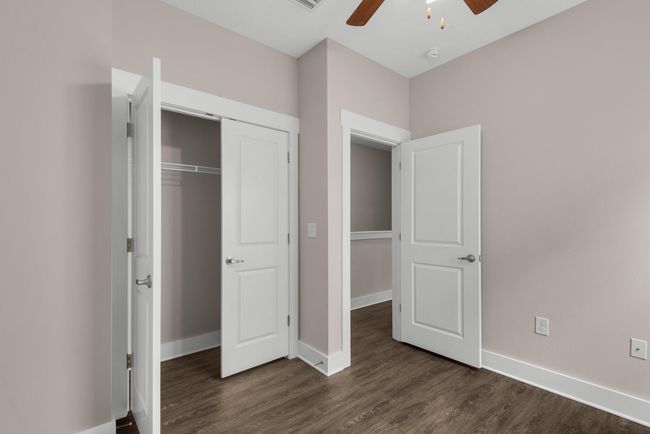 384 Date Palm Ln_20250610_155 | Image 38