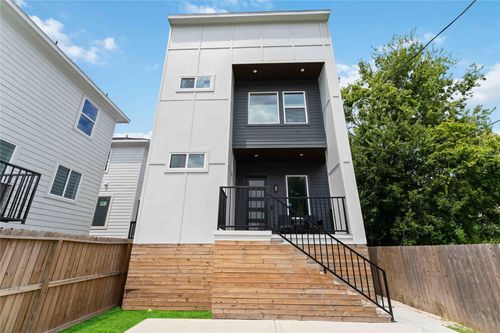 3605 Noble St, Houston, TX, 77026-7023 | Card Image