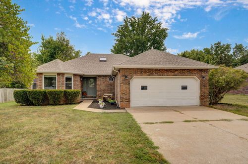 424 Sleepy Meadow Dr, Mount Vernon, MO, 65712-1900 | Card Image