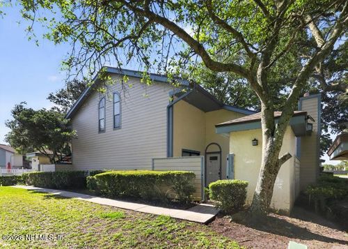 1101-1101 Defender Ct W, Jacksonville, FL, 32233-4662 | Card Image