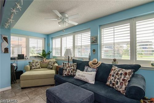 s-21-1400 Pompei Ln, NAPLES, FL, 34103-1901 | Card Image