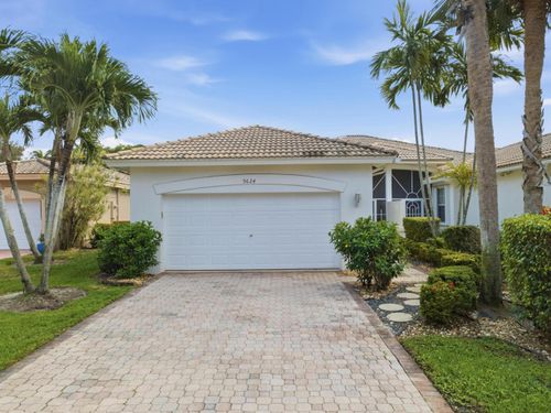 9624 Crescent View Dr N, Boynton Beach, FL, 33437-5928 | Card Image