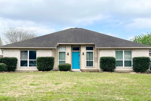 12820 Sequoia Ln, Beaumont, TX, 77713-9402 | Card Image