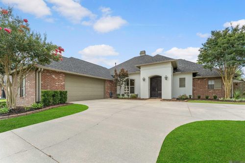 39359 Lakeland Ave, Prairieville, LA, 70769-4845 | Card Image