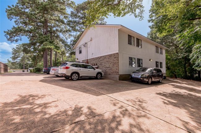 APT-2 - 1329 Windsor St, Home with 2 bedrooms, 1 bathrooms and null parking in Huntsville TX | Image 23