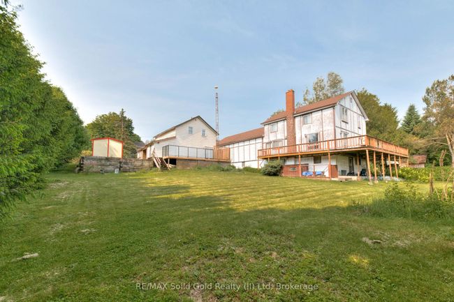 7811 Wellington 45 Road, House other with 3 bedrooms, 2 bathrooms and 2 parking in Mapleton ON | Image 44