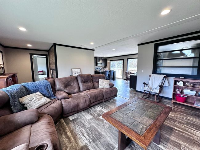 3759 E Highway 552, House other with 3 bedrooms, 2 bathrooms and null parking in Lily KY | Image 17