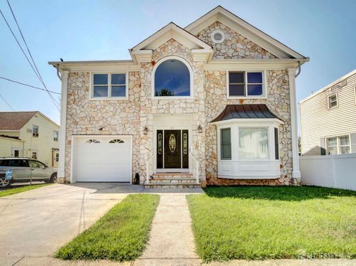 89 Sharot St, Carteret, NJ, 07008-2908 | Card Image