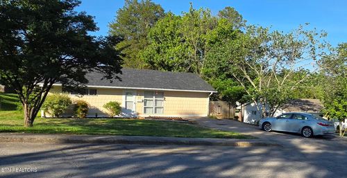 104 Bermuda Rd, Oak Ridge, TN, 37830 | Card Image