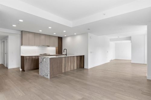 309-3590 W 39th Ave, Vancouver, BC, V6N3A5 | Card Image