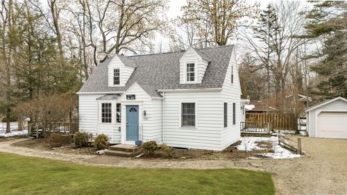 7541 Harbert Rd, Sawyer, MI, 49125 | Card Image