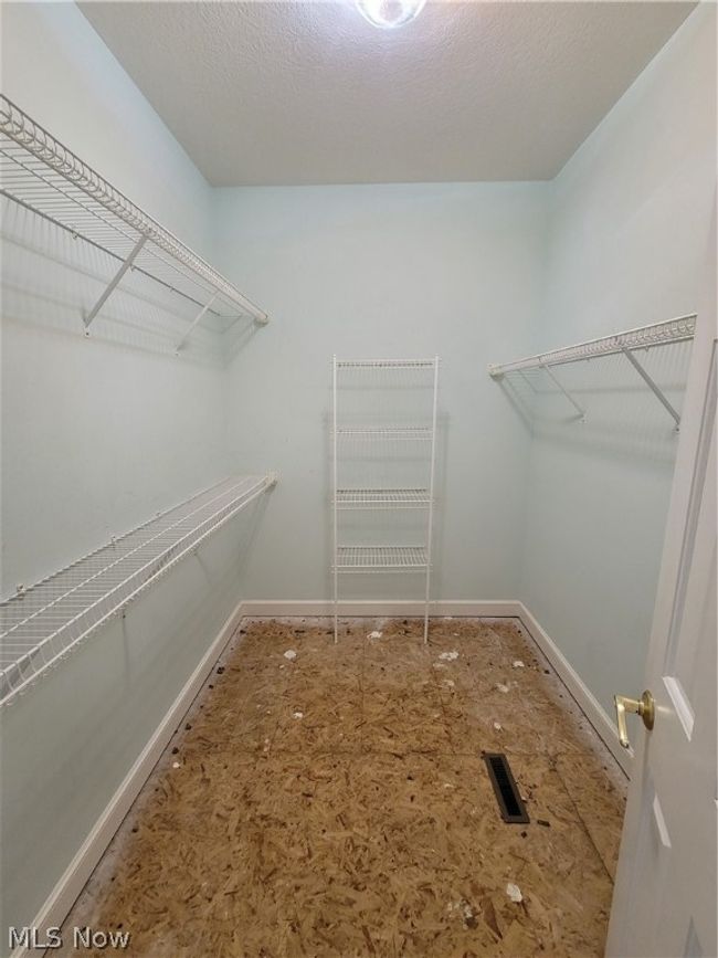 4674 Deer Creek Dr, House other with 4 bedrooms, 3 bathrooms and null parking in Wooster OH | Image 15