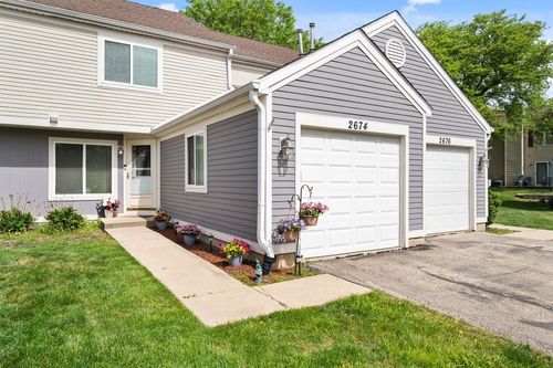 2674 Stanton Ct, Aurora, IL, 60502-6390 | Card Image