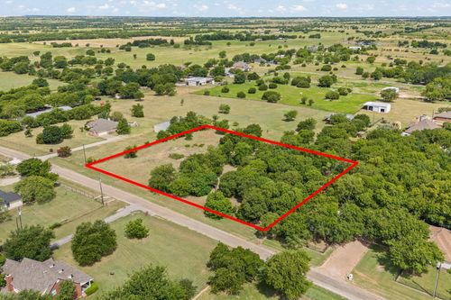 4420 Ascot Dr, Cleburne, TX, 76033-8627 | Card Image