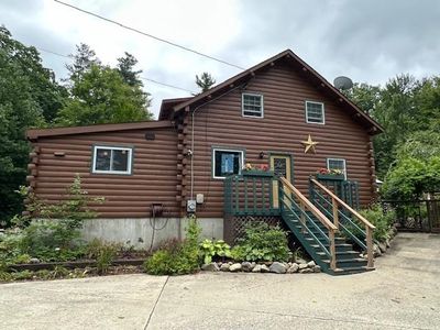 40 Stark N Highway, House other with 3 bedrooms, 1 bathrooms and null parking in Dunbarton NH | Image 1