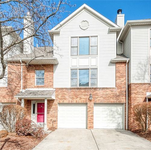 127 Fairway Landings Dr, Canonsburg, PA, 15317-9568 | Card Image