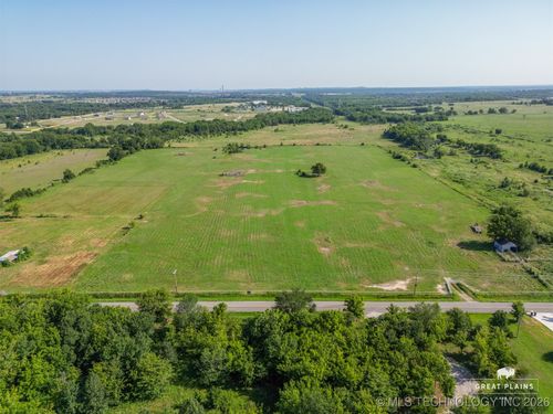 3535 E 161st St S, Bixby, OK, 74008-5372 | Card Image