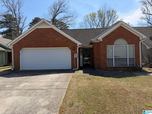 1705 Lake Park Cir, CENTER POINT, AL, 35215-5751 | Card Image