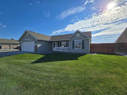 awesome-home-nice-sized-5002 Seville Drive, Pasco, WA, 99301 | Card Image