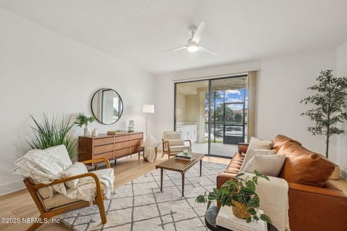 108-3820 Lavista Cir, JACKSONVILLE, FL, 32217-4337 | Card Image