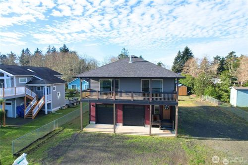 415 Olympic View Avenue Ne, Ocean Shores, WA, 98569 | Card Image