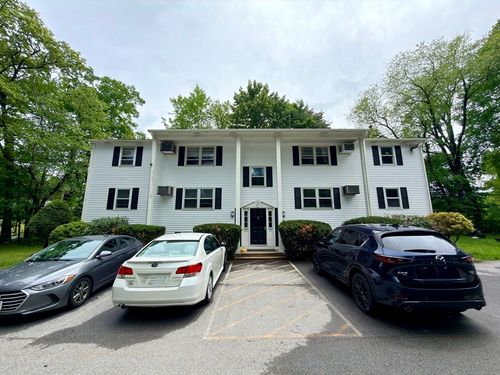 d-2 Annaberry Ln, Auburn, MA, 01501-1942 | Card Image