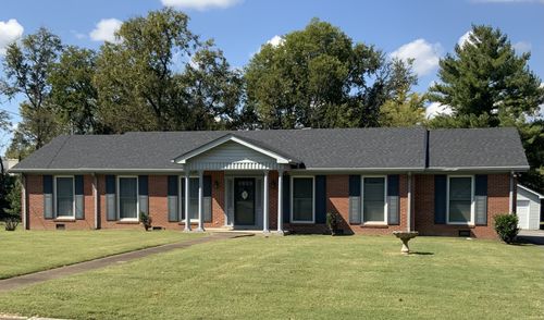 126 Oak Hill Dr, Lebanon, TN, 37087-2662 | Card Image