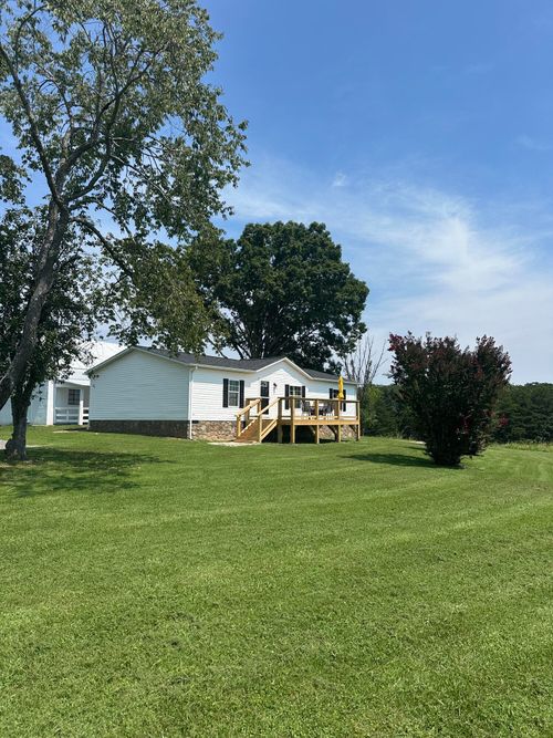 220 Camp Fincastle Ln, Fincastle, VA, 24090-3441 | Card Image