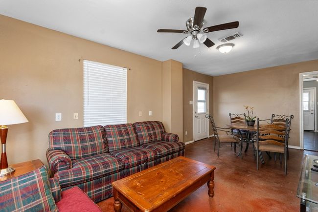 820 Alysa Ln, House other with 4 bedrooms, 5 bathrooms and null parking in Waxahachie TX | Image 40