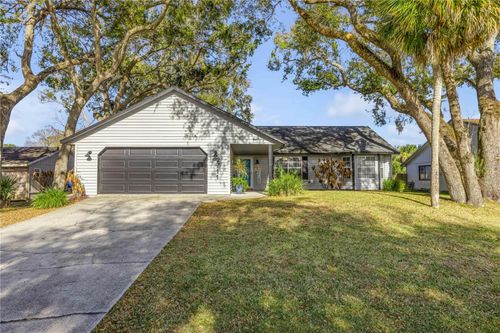 2711 Pine Tree Dr, Edgewater, FL, 32141-5300 | Card Image