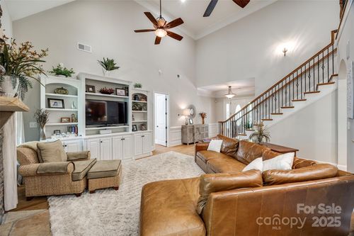 364 Stone Cliff Ln, Lake Wylie, SC, 29710-6082 | Card Image