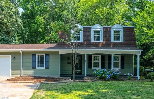 26 Claiborne Pl, Newport News, VA, 23606-1202 | Card Image
