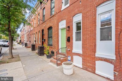 223 N Milton Avenue, Townhouse with 3 bedrooms, 2 bathrooms and null parking in BALTIMORE MD | Image 3