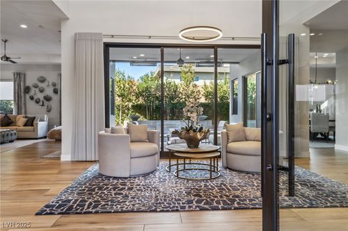 5 Moonfire Dr, Las Vegas, NV, 89135-7800 | Card Image